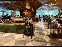 -星巴克(香港国际机场44号闸店)