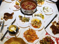 小火锅-吉布鲁牛排海鲜自助(成都大悦城店)