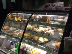 -星巴克臻选(南京金茂览秀城店)