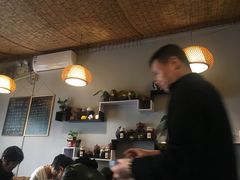 -蜗牛小馆醉乡民谣云南菜(惠新西里店)