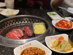 -木槿花韩式炭烤·熟成肉工坊(孙文东路店)