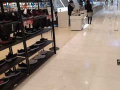 -乐天百货(环球中心店)