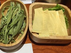 -独食火锅·半米屋台(直营总店)