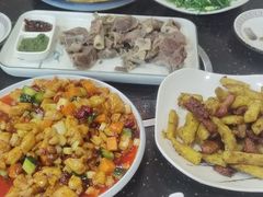 -王村姑老土炕莜面村(张北店)