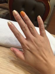 -进巍美甲美睫店
