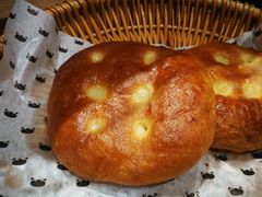 -沁屋面包店(人民东路店)