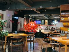 -JINNS锦时 steak&pizza(浸信会礼拜堂旧址店)