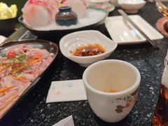 -得意咚瓜·顺德鱼生·冬瓜火锅(深圳首店)