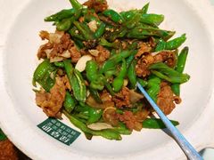 -绿草地·湘菜(酃湖师院店)
