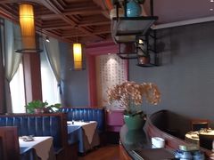 -八府香鸭·啫啫煲(华山路店)