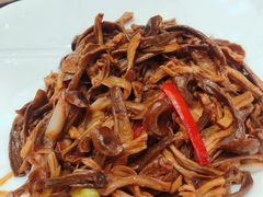 -凤凰园烤鸭店·唐山菜·传承花椒肉(老唐丰路店)