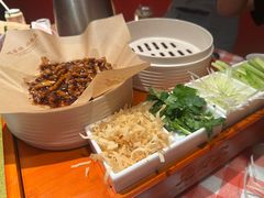 -老郑家东北春饼(龙悦居店)