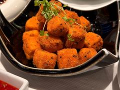 黑松露脆皮豆腐粒-桂满陇·蟹黄小笼汤包(环球港店)