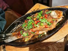 -喝丢一只鞋辣炒海鲜小烧烤(三八广场店)