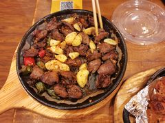 -老东镇啤酒屋海鲜加工·蒸汽海鲜·海鲜烧烤(台东店)