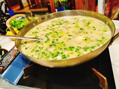 -丁里羊肉小镇(天鹅湖总店)