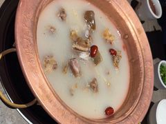 -阿婆情腊排骨火锅·野生菌季(古城旗舰店)