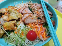 香茅烤猪颈肉春卷捞檬-蔡澜Pho·越南粉餐厅(海上世界店)