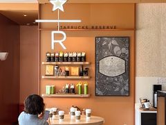 -星巴克臻选(莘庄仲盛店)