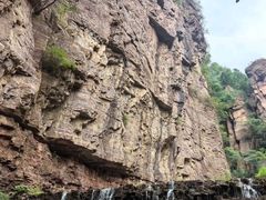 -龙潭大峡谷