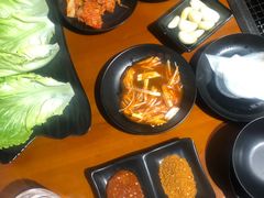 -肉甲韩国木炭烤肉(新壹街1店)