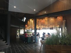 大堂-三峡国际房车露营地(G348店)