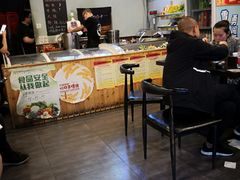 -愉肴麻辣香锅(中北镇店)