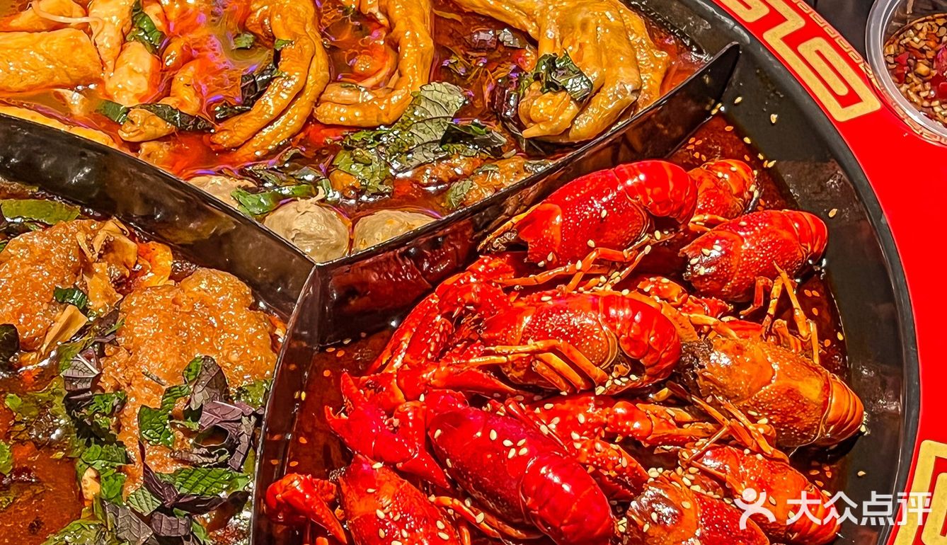 来南宁一定要去琅西村胡爷吃椰香小龙虾!