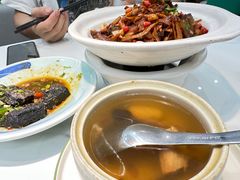 -王府井奥莱临潼小镇(临潼店)