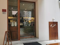 -Line 咖啡(石厦花园店)