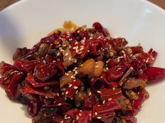 -临界音乐酒馆·小龙虾·江湖菜(华熙LIVE·鱼洞店)