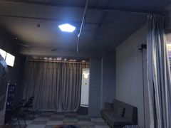 -VR 间客漫·PS电玩·虚拟现实包间游戏电竞(街道口店)