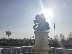 -泉城欧乐堡戏水湾艺术养生温泉