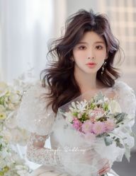 -艾米丽婚纱礼服