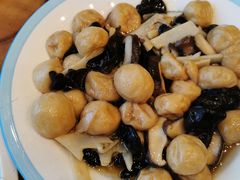 -侬佳蒸菜馆(听潮店)