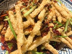 -霄汉牛三鲜湖北砂锅菜(万松园2店)