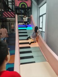 -动力星球家庭亲子游乐中心