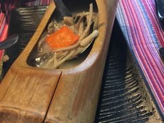 竹筒山珍汤-香巴拉云南餐厅(华莱坞店)