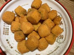 海苔豆腐一口酥-粤集·手工粤菜(皇庭广场店)