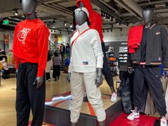 -NIKE品牌体验店(北京蓝色港湾店)