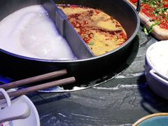 -热火朝天鲜切牛肉火锅(南强街巷店)