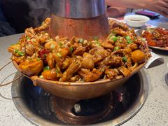 -老佛爷铜炉蛙锅(东门老街店)