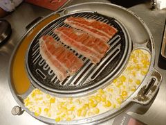 -青瓦炭韩潮烤肉(经开店)