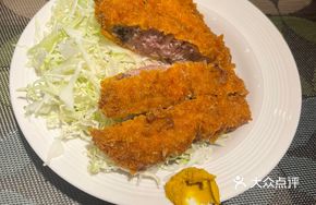Crispy Pork Cutlet with Fat and Lean