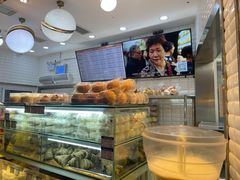 面包甜点陈列柜-白玉兰食品(甜云店)