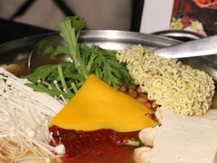 部队火锅-富乐满韩国正宗炸鸡韩国料理(虹泉路店)