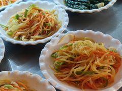 -金杨拉面王小吃面馆·牛三宝面·红烧牛肉粉