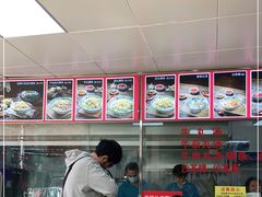 -华威达牛庄(黄埔大道西店)