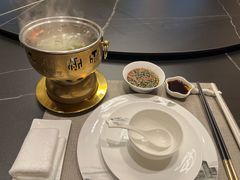 -鼎泰亨·海鲜牛肉餐厅(滨江店)