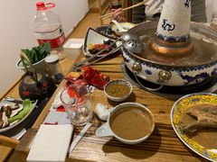 -毛辣果·贵州红酸汤牛肉火锅(西单店)